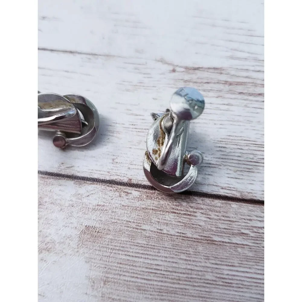 Vintage Screw On Earrings - Silver Tone Ornate Horn Design 7/8